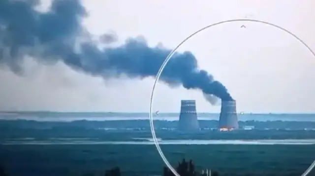 Россия и Украина обвиняют друг друга в пожаре на Запорожской АЭС. Что известно
