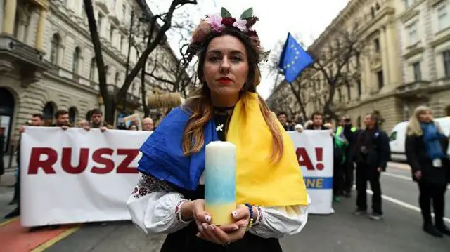 Венгрия ужесточила правила для беженцев из Украины. Без крыши над головой могут остаться тысячи людей