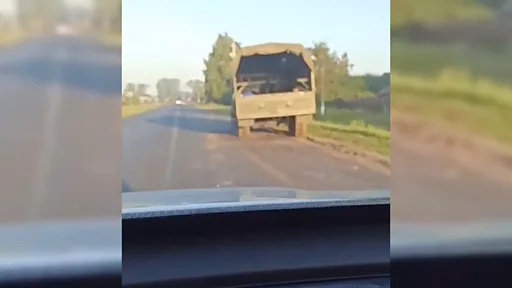 Видео с разгромленной российской колонной в Курской области. Что известно