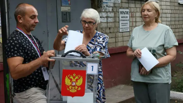 &laquo;Кандидатов на&nbsp;выборах нет, а&nbsp;есть прикольная процедура&raquo;. Как пройдет единый день голосования в&nbsp;России