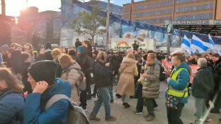 Митинг против войны